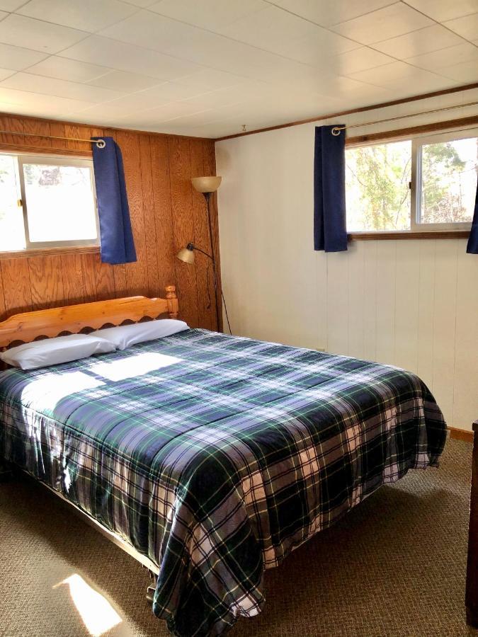 Miller'S Cottages Ontonagon エクステリア 写真